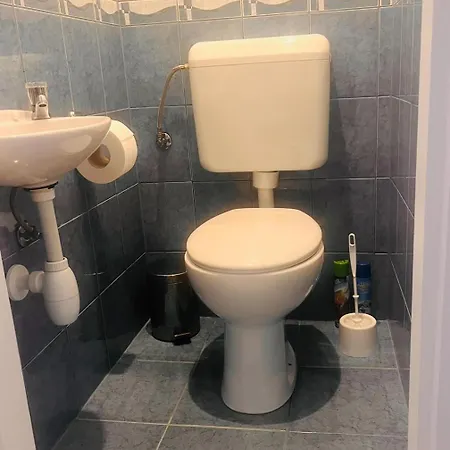 Lägenhet Zam-zem Apartman