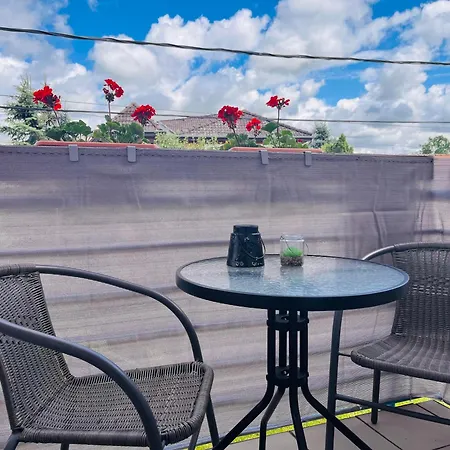 Lägenhet Zam-zem Apartman